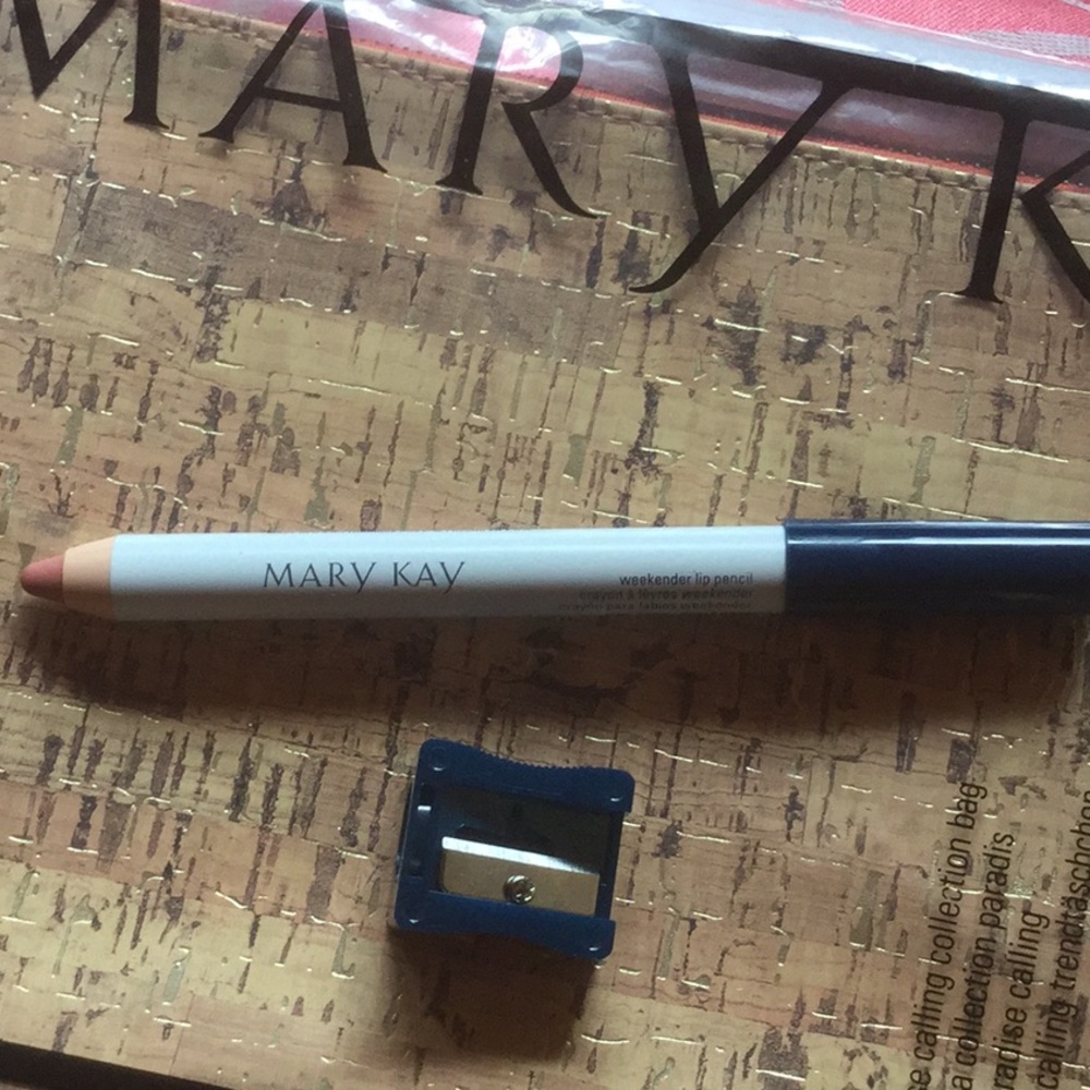 Mary Kay lip pencil with sharpener